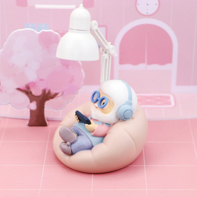 Đèn Trang Trí Ông Xem Điện Thoại Bà Thư Giãn - Art House