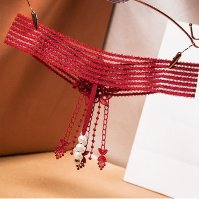 Quần lót nữ lọt khe tua rua đính hạt