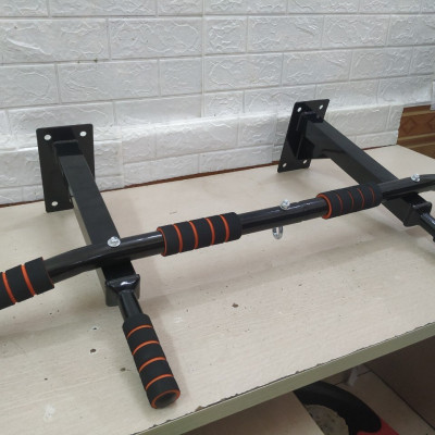 Xà đơn treo tường đa năng Wall Pull Up Bar P90X,Có Móc Treo Bao cát Với 6 Mút vằn Đỏ Đen đẹp mắt,Đấy Đủ Ốc Vít cho Các Bạn lặp đặt tại nhà