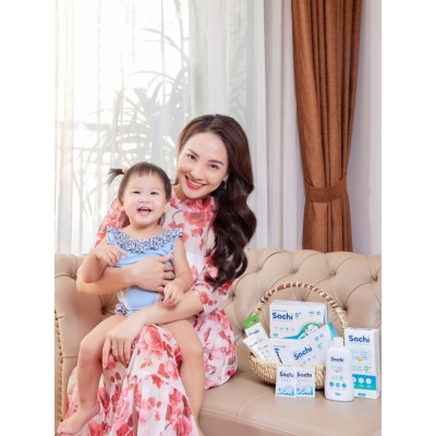 Nước tắm thảo dược SACHI dịu mát da, phòng rôm sảy, mẩn ngứa, hăm tã, bảo vệ làn da cho bé chai 250ml