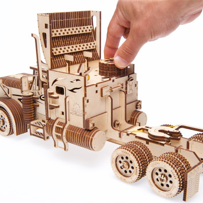 Mô hình Gỗ cơ khí, Ugears Heavy Boy Truck - Xe tải đầu kéo hạng nặng, sản phẩm chính hãng Ugears, nhập khẩu nguyên bộ EU, mô hình lắp ráp 3D, DYI