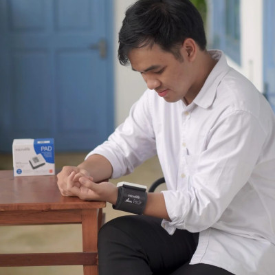 Máy Đo Huyết Áp Cổ Tay Microlife W3 COMFORT