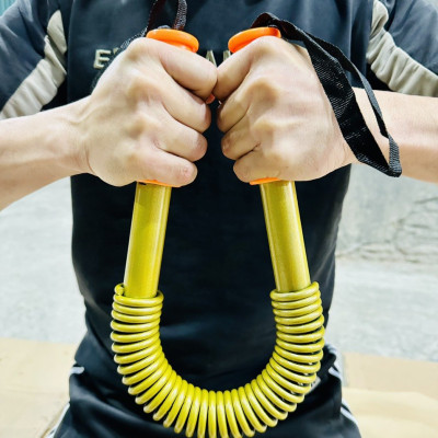 {20Kg}Gậy lò xo tập cơ tay Trẻ 20kg- dụng cụ bẻ tập cơ tay ngực tập gym thể dục thể thao sơn vàng