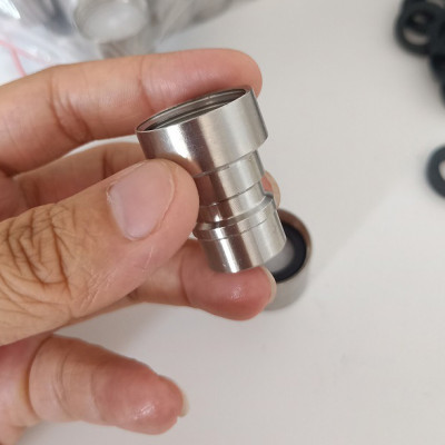 Van nước 2 cổng xả đóng mở riêng biệt Chất liệu Inox 304 