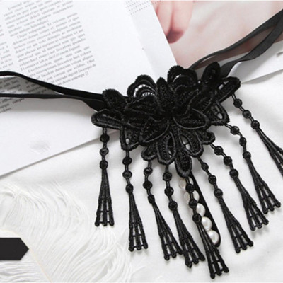 Quần lót nữ kết hoa đính kèm hạt lọt khe gợi cảm - Màu đen