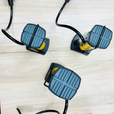 Bơm xe đạp chân bỏ cốp xe, thiết kế nhỏ gọn vừa cốp xe máy các loại, sử dụng cho xe máy, xe đạp, bóng...