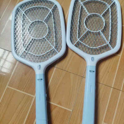  Vợt diệt muỗi cao cấp , tay cầm chống trượt , chống giật , 3 lớp lưới , hiệu suất cao ,  tiết kiệm điện  , an toàn và tiện lợi 