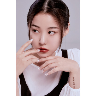 Son kem lì nhiều dưỡng GLAMRR Q LONG WEAR LIP CREAM 5g by Gilaa