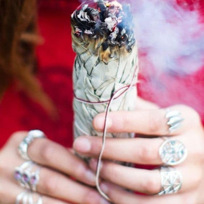 Combo 1 bó lá thánh yerba santa và 1 thanh palo santo tiêu chuẩn 5-6gr Combo08