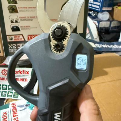 Kéo cắt cành pin WORKFIX WF-CP30BL, Động cơ Không chổi than, Màn hình led hiển thị, Cắt 3cm