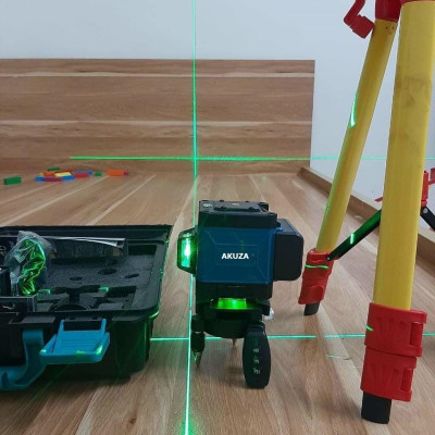 Máy Cân Bằng Laze Xanh 12 Tia Siêu Sáng AKUZA