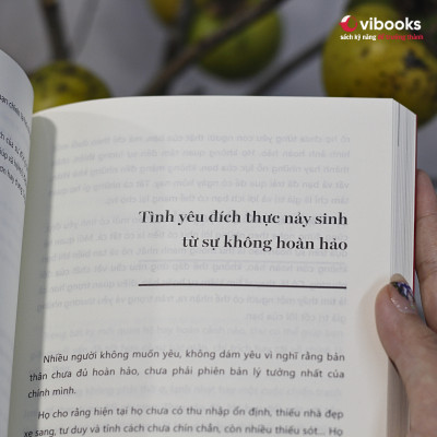 Sách - Bản Chất Tình Yêu - Tình Yêu Là Bản Năng - Hạnh Phúc Cần Bản Lĩnh