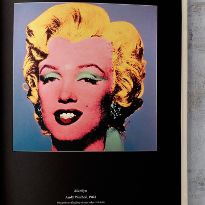 Sách - Đây Là Warhol - Đông A