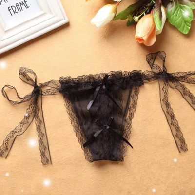 Quần lót xẻ đáy buộc dây cao cấp - Đen