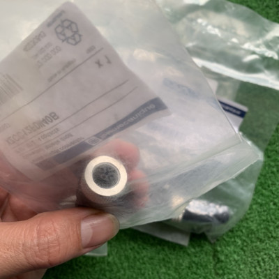 | CHÍNH HÃNG| XZCC12FDM40B Schneider đầu cái, M12, 4 chân, đầu nối thẳng, đệm cáp PG7