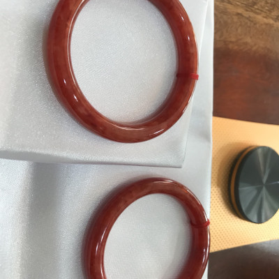 Vòng Cẩm Thạch Đỏ Đẹp A Ni 48mm x chột 7,2mm màu đỏ bông tươi sáng bóng đẹp nữ 40kg - 48kg mệnh hỏa mệnh thổ đeo xuất sắc đẹp món quà tặng ý nghĩa ạ