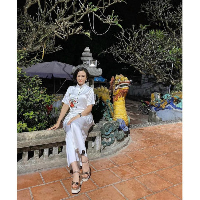 Đồ Lam Nữ Đi Chùa - Bộ Đi Lễ Chùa 2AL001 Trang Nhã Thêu Hoa Cổ Trụ Dành Cho Phật Tử