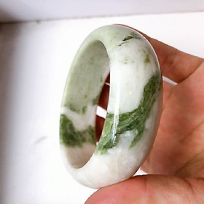 Vòng tay đá cẩm thạch xanh ngọc tự nhiên 100% cho người mệnh Hỏa và Mộc