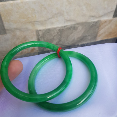 Cặp Vòng tròn 51mm x 6mm Màu xanh ngọc đậm bóng đẹp ạ Nữ mệnh Mộc Hỏa Thủy 50kg - 56kg ạ