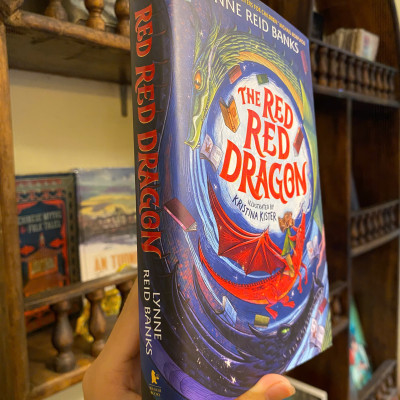 Sách - The Red Red Dragon by Lynne Reid Banks | Children