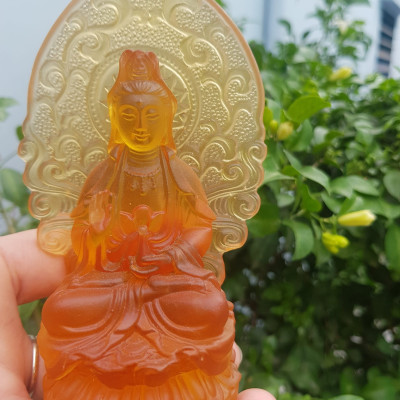 Tượng Phật Quan Âm Đá Lưu Ly Vàng Mới để trong xe hơi hoặc để bàn cao 12cm đk 7cm đế 5cm Mệnh Kim mệnh Thổ mệnh Thủy ạ