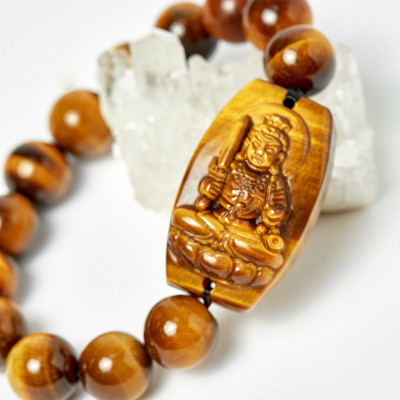 Vòng phật bản mệnh tuổi dậu bất động minh vương thạch anh mắt hổ hạt 12mm mệnh thổ, kim - Ngọc Quý Gemstones