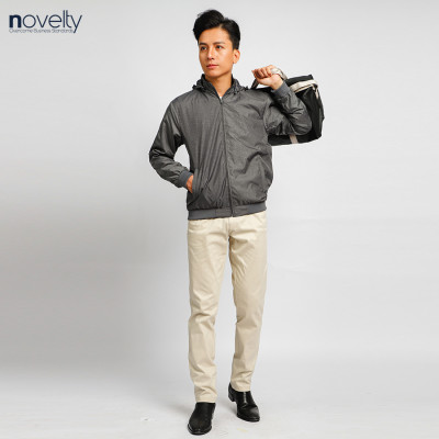 Áo jacket nam in chìm nón rời Novelty xám đậm 2203262