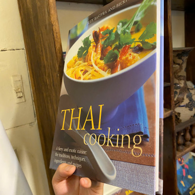 Sách - Thai Food and Cooking by Judy Bastyra | Thai Food Recipes and History - English Cookbook