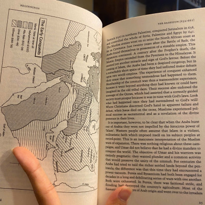 Sách - Islam: A Short History by Karen Armstrong | History / Religion Nonfiction / Ngoại văn