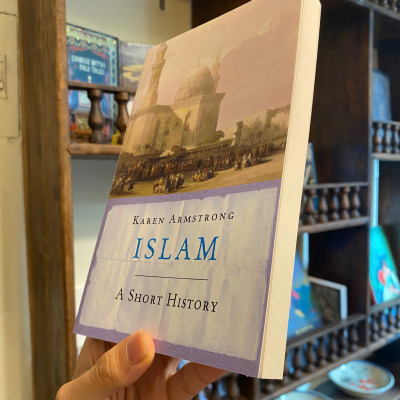 Sách - Islam: A Short History by Karen Armstrong | History / Religion Nonfiction / Ngoại văn