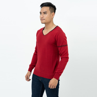 Áo len nam dài tay cổ tim màu  đỏ đô  NOVELTY 180573I