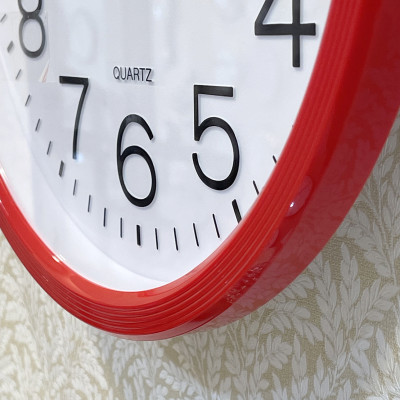 Đồng hồ Rhythm CMG734NR01 Kt 31.2 x 5.0cm, 710g. Vỏ nhựa. Dùng Pin.