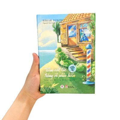 Tiệm Cắt Tóc Trông Về Phía Biển