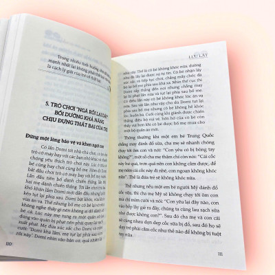 Sách nuôi dạy - Cha Mẹ là bạn cùng chơi tốt nhất của con - Tác giả Lưu Lật