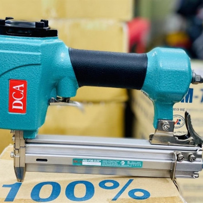 SÚNG BẮN ĐINH THẲNG DÙNG HƠI (4-7 BAR) DCA A02-F30 - HÀNG CHÍNH HÃNG