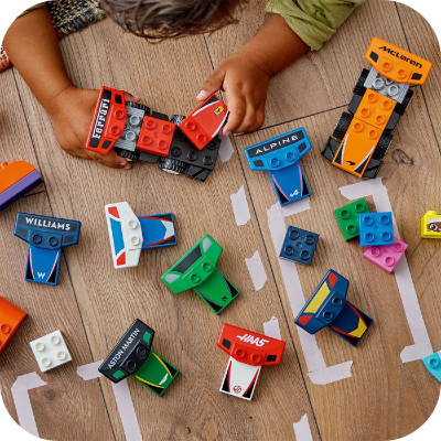 LEGO DUPLO 10445 Đồ Chơi Lắp Ráp Cuộc Đua Xe Kỳ Thú (70 chi tiết)