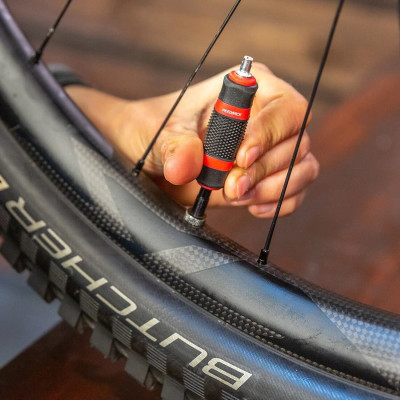 Dụng Cụ Tháo Lõi Van Feedback Sports | Valve Core Tool