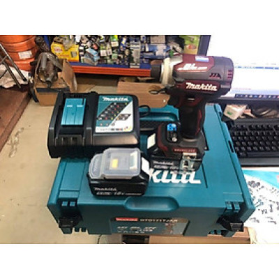 MÁY VẶN VÍT PIN 18V 180 N.M MAKITA DTD171TJAR (01 ĐẾ SẠC NHANH 02 PIN 5.0AH THÙNG MAKPAC) - HÀNG CHÍNH HÃNG