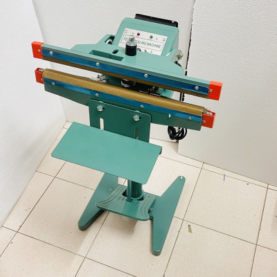 Máy hàn miệng túi dập chân PSF-650. 8mm gia nhiệt 2 hàm có giá đỡ