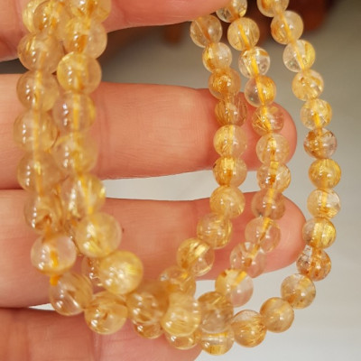  Vòng thạch anh tóc vàng tự nhiên trong bóng đẹp size hạt 5mm - 6mm các Chị em nữ đeo kiểu quấn 3 vòng tay màu vàng tươi sáng bóng chuẩn hợp nữ mệnh kim thổ  thủy đeo quyến rũ xinh đẹp trẻ trung may mắn đặc biệt tốt sức khỏe công việc tài lộc rẻ đẹp ạ
