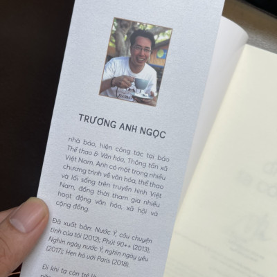 [có chữ ký tác giả] ĐI KHI TA CÒN TRẺ - Trương Anh Ngọc - Nhã Nam – Nxb Thế Giới (bìa mềm)