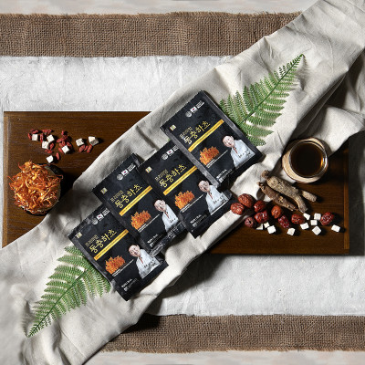 Hộp 10 gói Chiết Xuất Nấm Trùng Thảo Và Hồng Sâm Hàn Quốc 6 Năm Tuổi