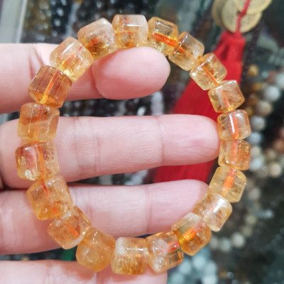 Vòng tay thạch anh Vàng khúc mới đẹp size hạt 9mm rất hợp nữ mệnh kim mệnh Thổ mệnh Thủy ạ