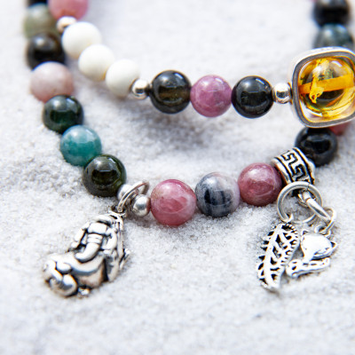 Vòng tay đôi phong thủy đá Tourmaline đa sắc thiên nhiên mix hổ phách AAAAA #VT041