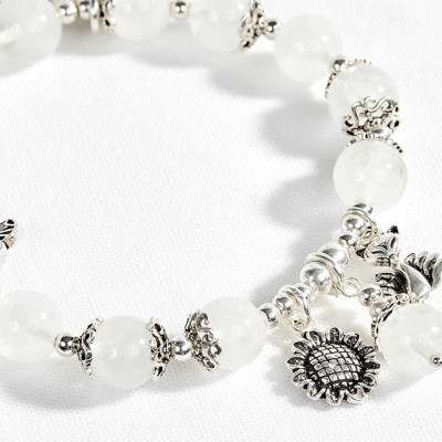 Vòng thạch anh ưu linh trắng phối charm hồ ly bạc Ngọc Quý Gemstones
