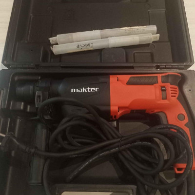 MÁY KHOAN ĐỘNG LỰC(22MM) 710W MAKITA MT870 - HÀNG CHÍNH HÃNG