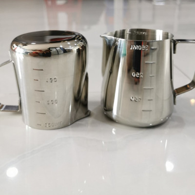 ✅ BỘ 2 CA ĐÁNH SỮA INOX 304 - CÓ QUAI CẦM & VẠCH CHIA ĐỊNH LƯỢNG (350ML) ✅