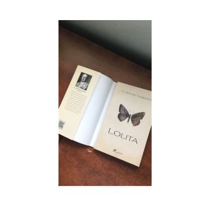 Combo 2 cuốn Tiểu Thuyết Hấp Dẫn: Lolita + Hoa Vẫn Nở Mỗi Ngày/ Tặng Kèm Bookmark Happy Life  Mới