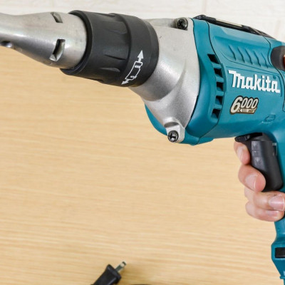 MÁY VẶN VÍT 570W MAKITA FS6300 - HÀNG CHÍNH HÃNG