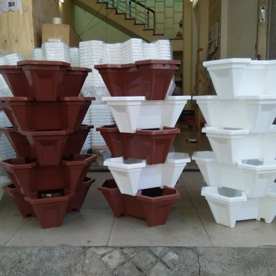 Bộ 1 Tháp trồng rau hữu cơ 5 tầng- 5 chậu- trồng rau/ hoa/ dâu tây- chất liệu nhựa- độ bền cao- hiệu quả cao